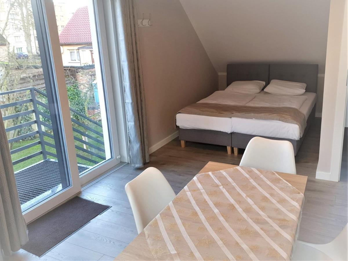 Apartament Nad Jeziorem Welle Kołczewo Exterior foto